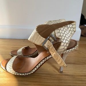 Vince Camuto Sandals